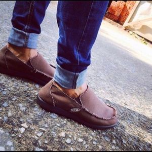 Crocs Santa Cruz Slip-Ons NEW